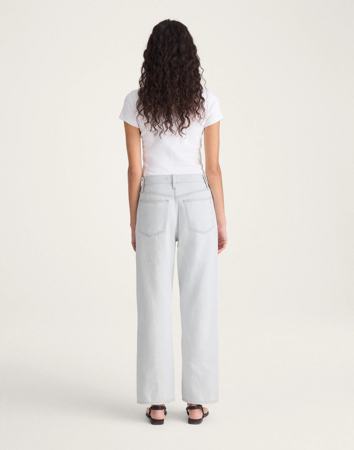Madewell The Perfect Vintage Wide-Leg Crop Jean in Airy Denim Extracted Sky Wash