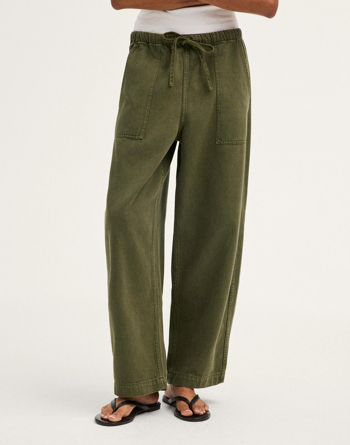 Madewell Pull-On Barrel-Leg Utility Pants in Airy Denim Faded Ivy