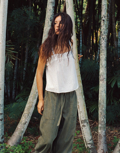 Madewell Pull-On Barrel-Leg Utility Pants in Airy Denim Faded Ivy