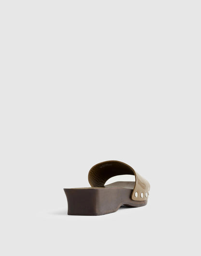 Madewell The Callen Clog Sandal Safari Khaki