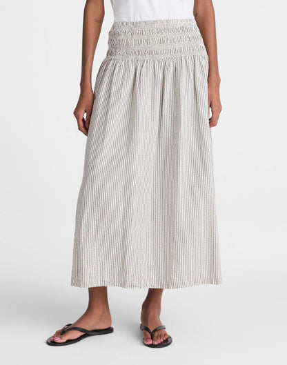 Madewell Sophia Midi Skirt in Seersucker Black Vintage Ivory Yarndye