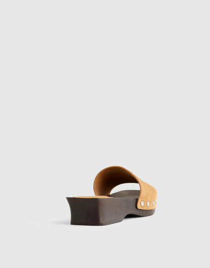 Madewell The Callen Clog Sandal Cumin