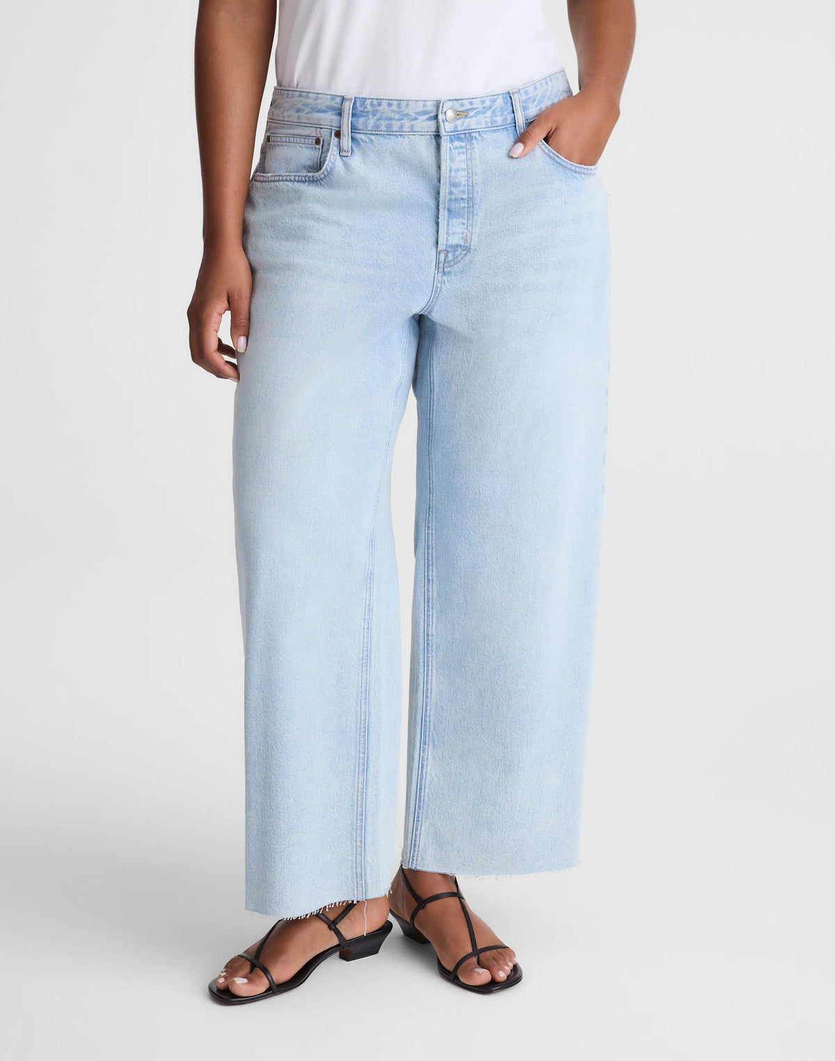 Madewell Curvy Low-Slung Baggy Crop Jeans in Foster Wash Foster Wash