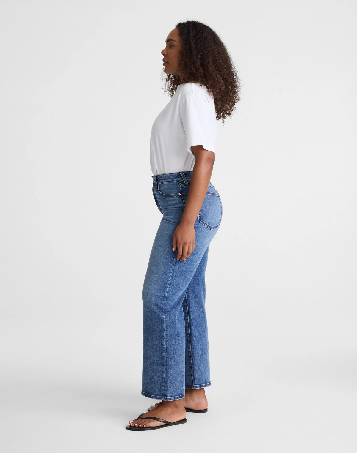 Madewell The Curvy Wide-Leg Crop Jean in Super Stretch Denim Oneida Wash