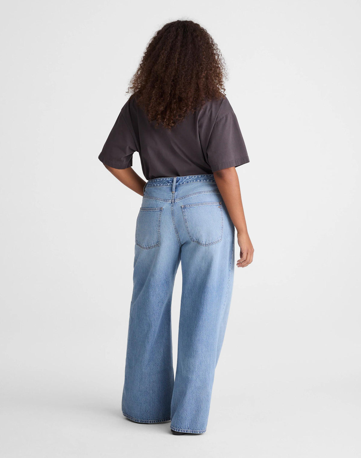Madewell The Curvy Ultimate Wide-Leg Jean in Airy Denim Raebrook Wash