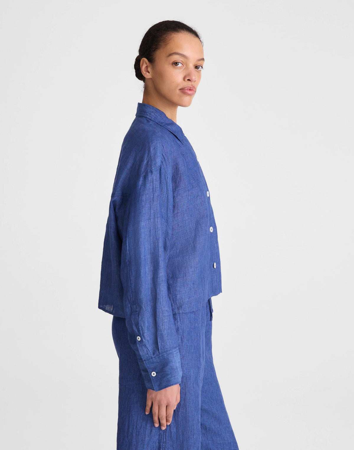 Madewell Straight-Hem Shirt in 100% Linen Indigo Chambray