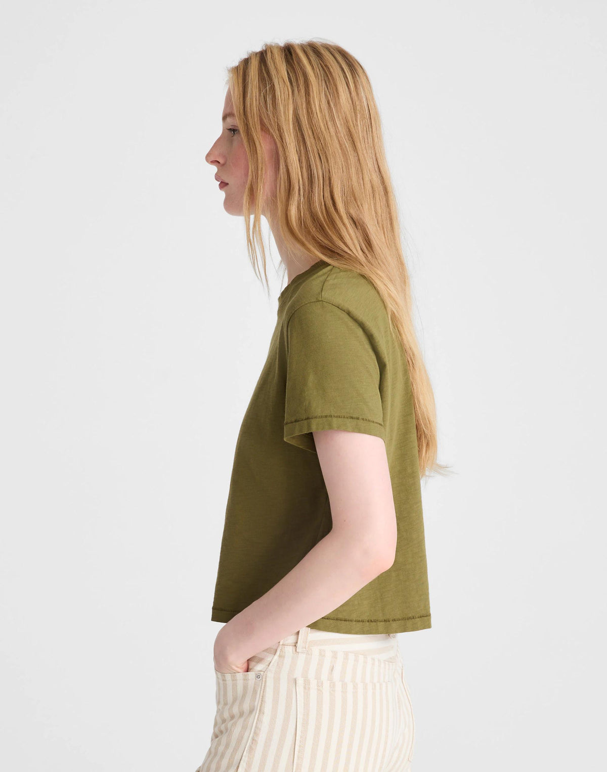 Madewell The Easy Crop Crewneck Tee in Soft Slub Chateau Olive