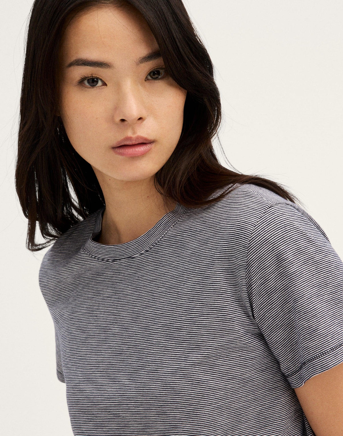 Madewell The Easy Crop Crewneck Tee in Soft Slub Midnight Navy