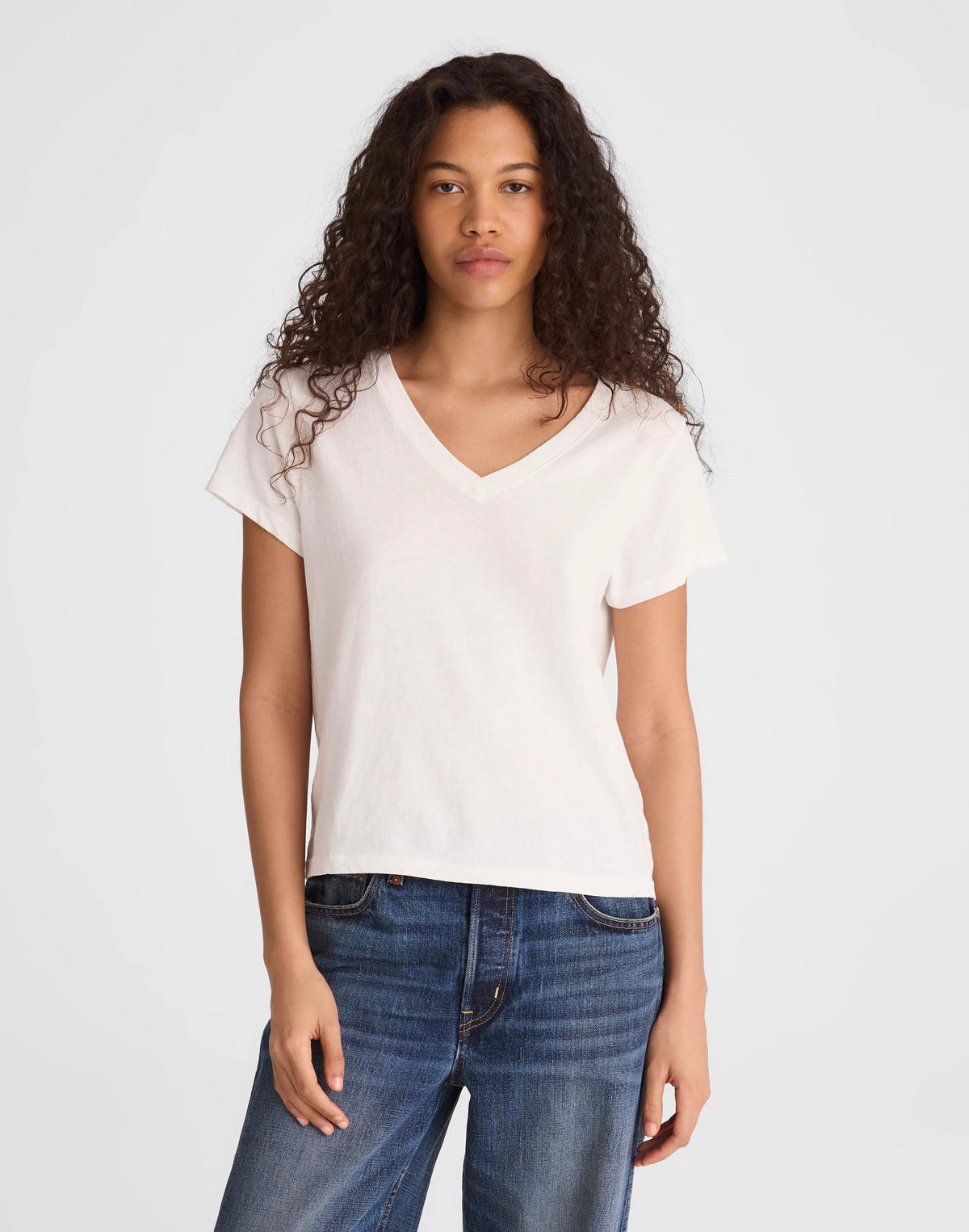 Madewell The Relaxed V-Neck Tee in Vintage Jersey White