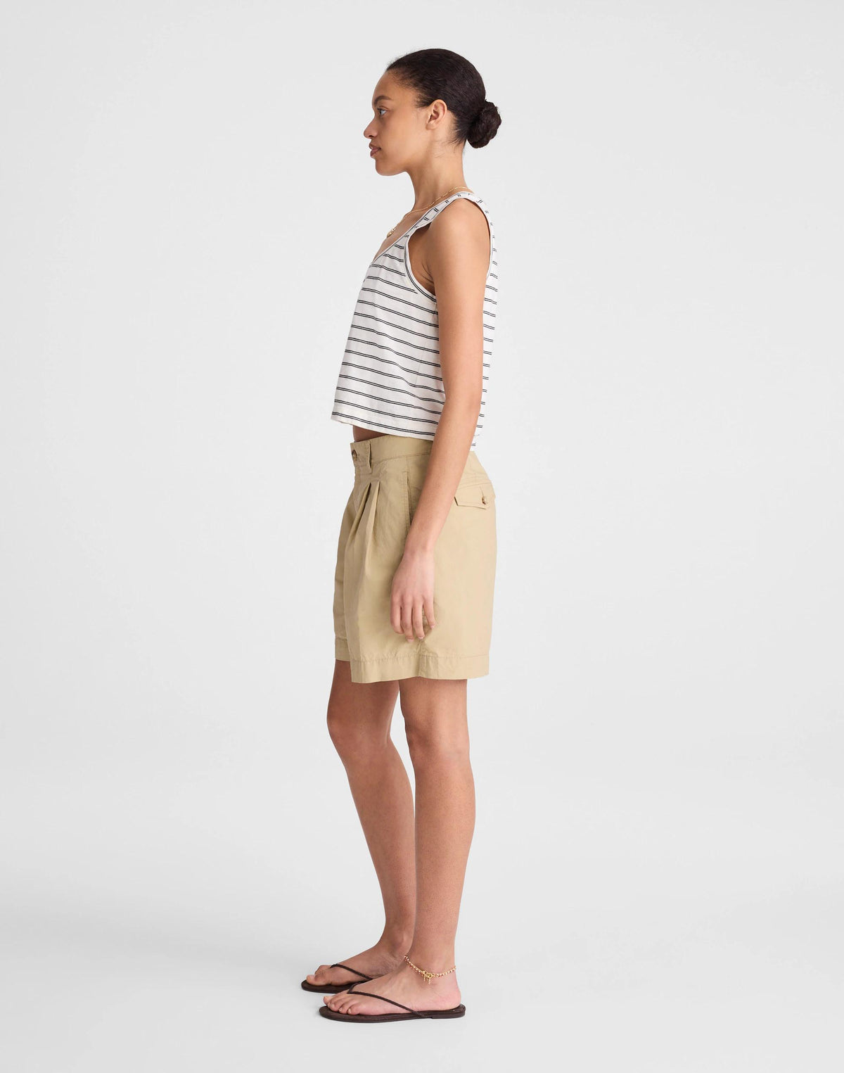Madewell The Everyday Trouser Short in Poplin Fennel Seed