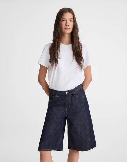 Madewell The V-Waist Bermuda Short in Airy Denim Rinse Wash