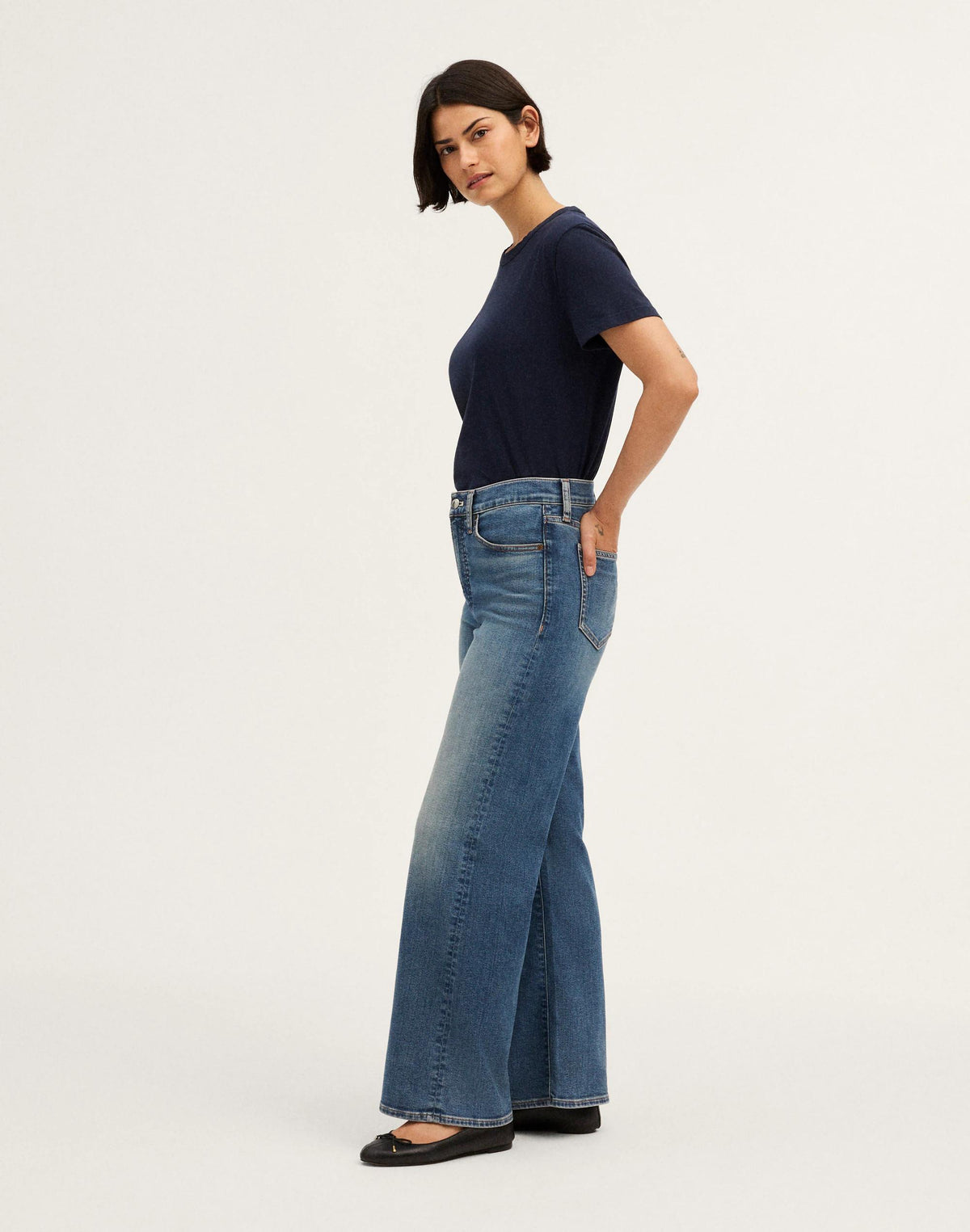 Madewell The Curvy Wide-Leg Jean Sunnyside Wash