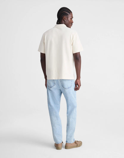 Madewell Relaxed Taper Jeans in Summerweight Denim Irwin Wash