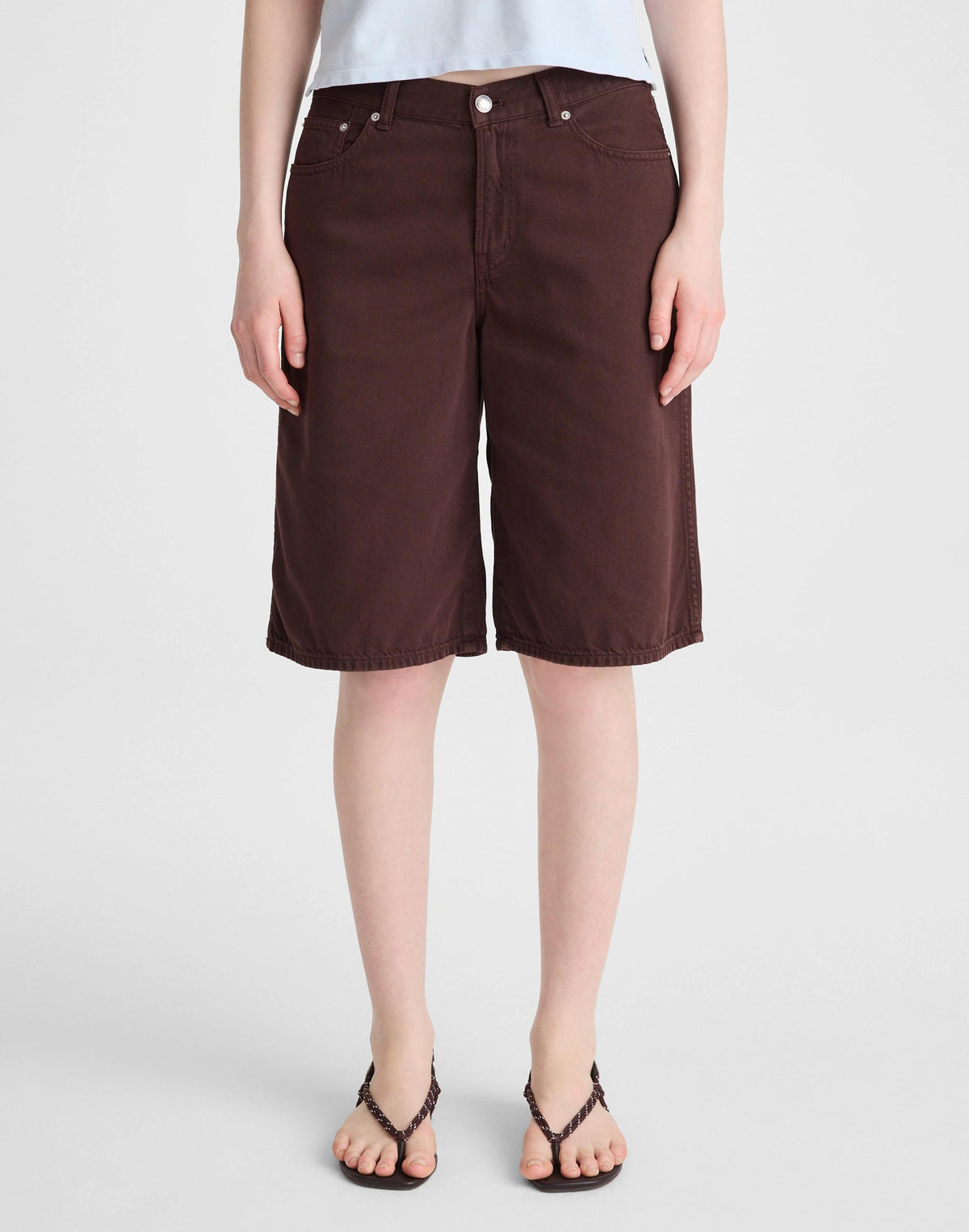 Madewell The V-Waist Bermuda Short in Airy Denim Burnt Cocoa