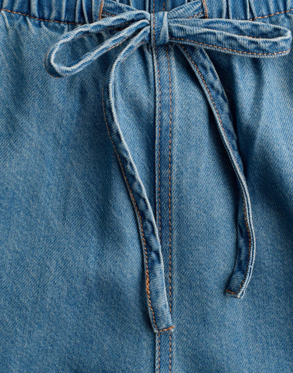 Madewell Pull-On Jeans in Airy Denim Lido Wash
