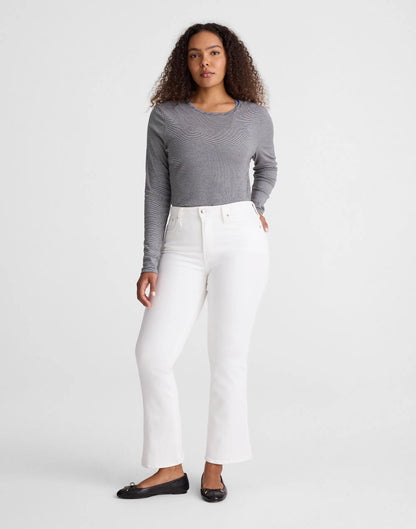 Madewell The Curvy Flare Crop Jean in Super Stretch Denim Tile White