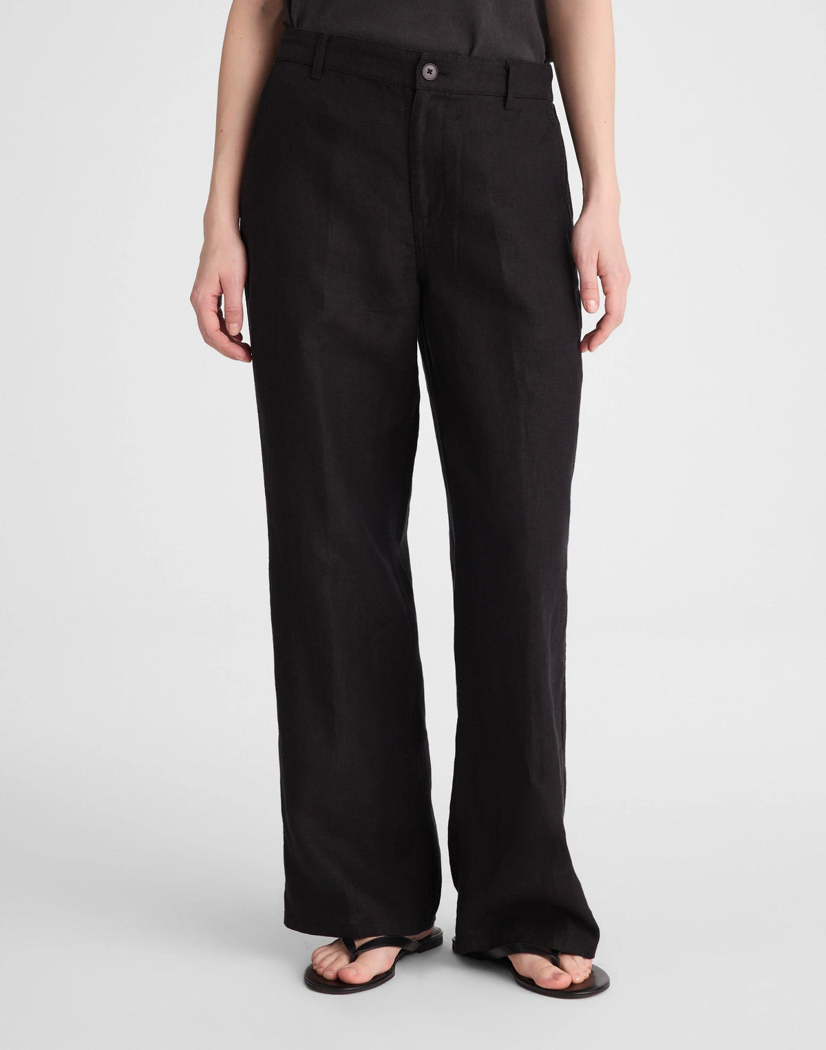 Madewell The Zoe Relaxed Straight Pant in 100% Linen Jet Black