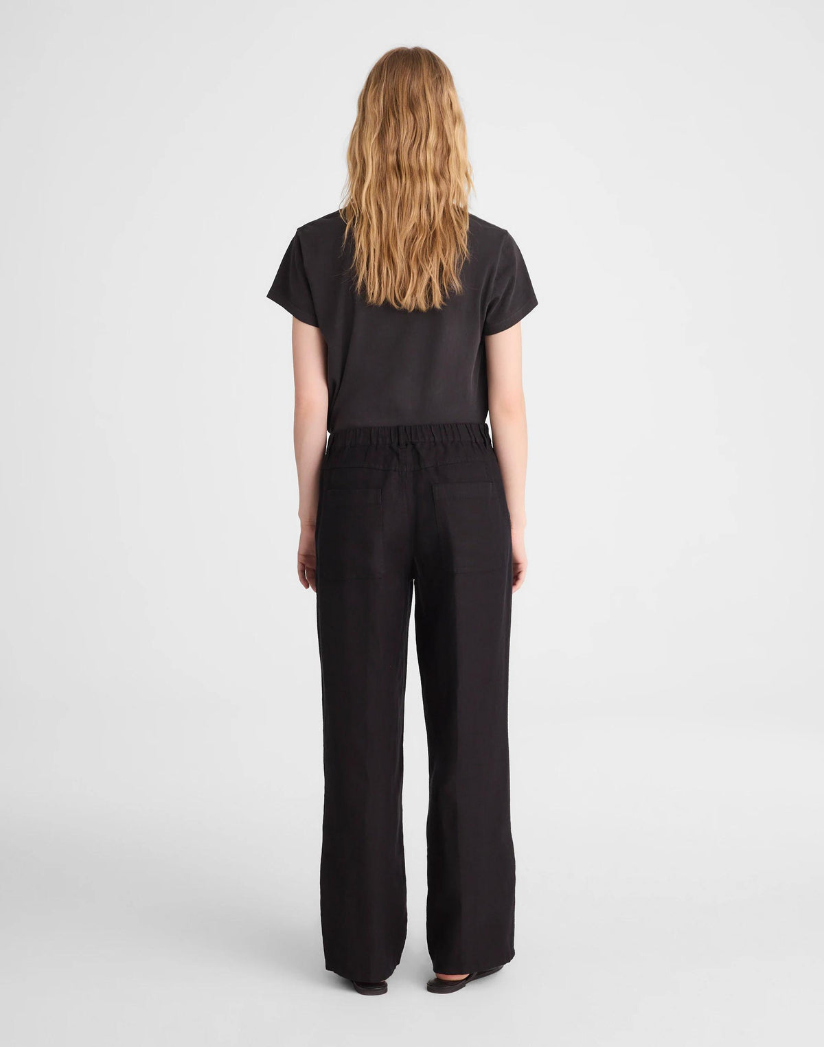 Madewell The Zoe Relaxed Straight Pant in 100% Linen Jet Black
