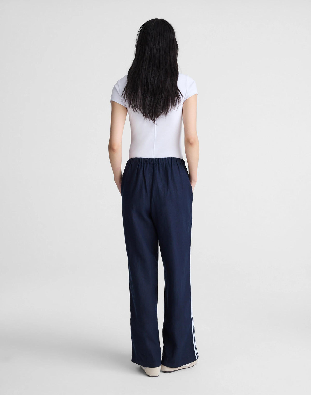 Madewell Pull-On Pants in 100% Linen Classic Navy