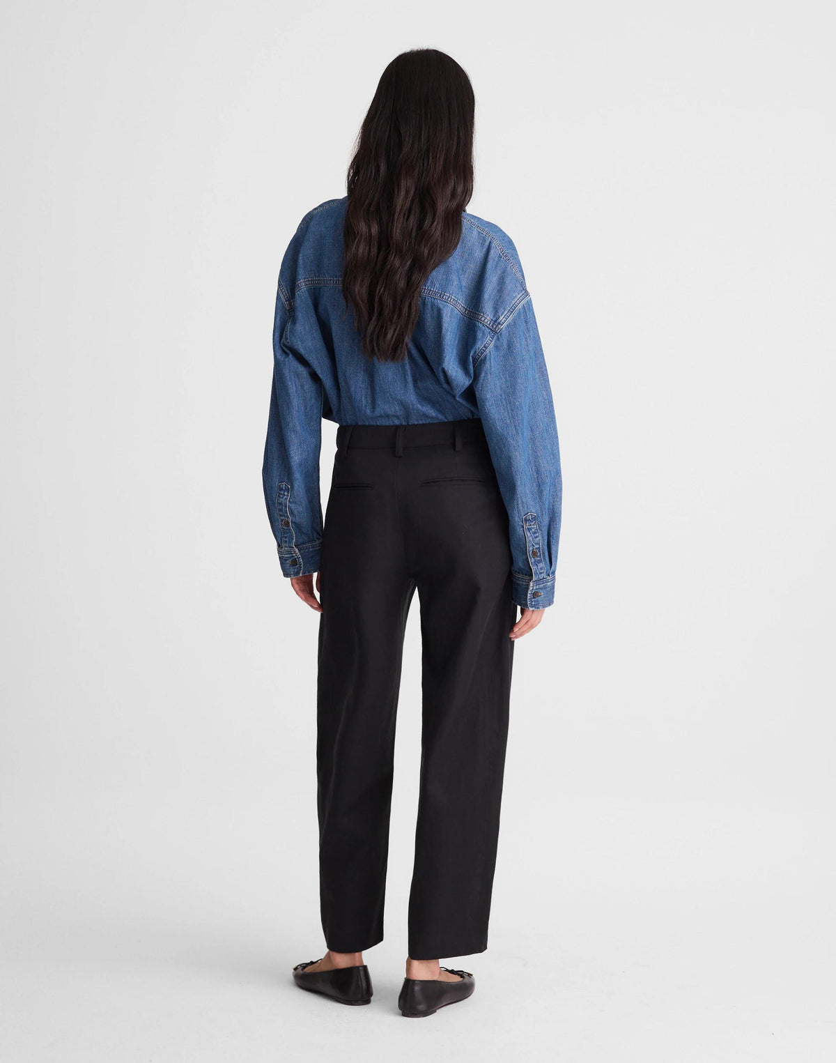 Madewell The Barrel-Leg Pant in Drapey Twill True Black