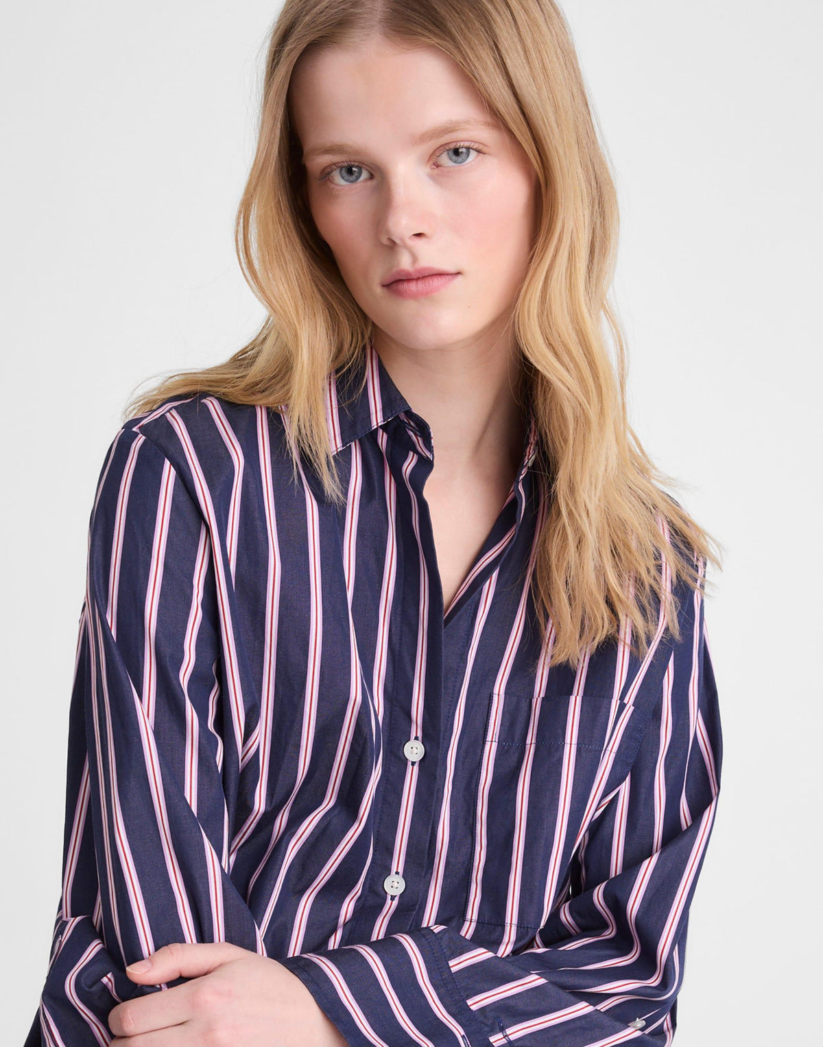 Madewell The Signature Y-Neck Shirt in Poplin Classic Indigo