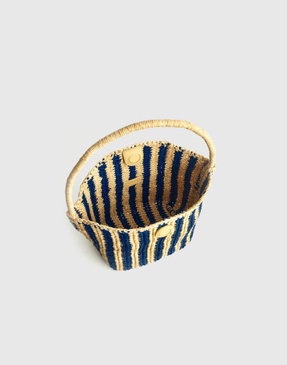 Madewell The Signature Woven Shoulder Bag in Raffia Retro Blue Stripe Multi