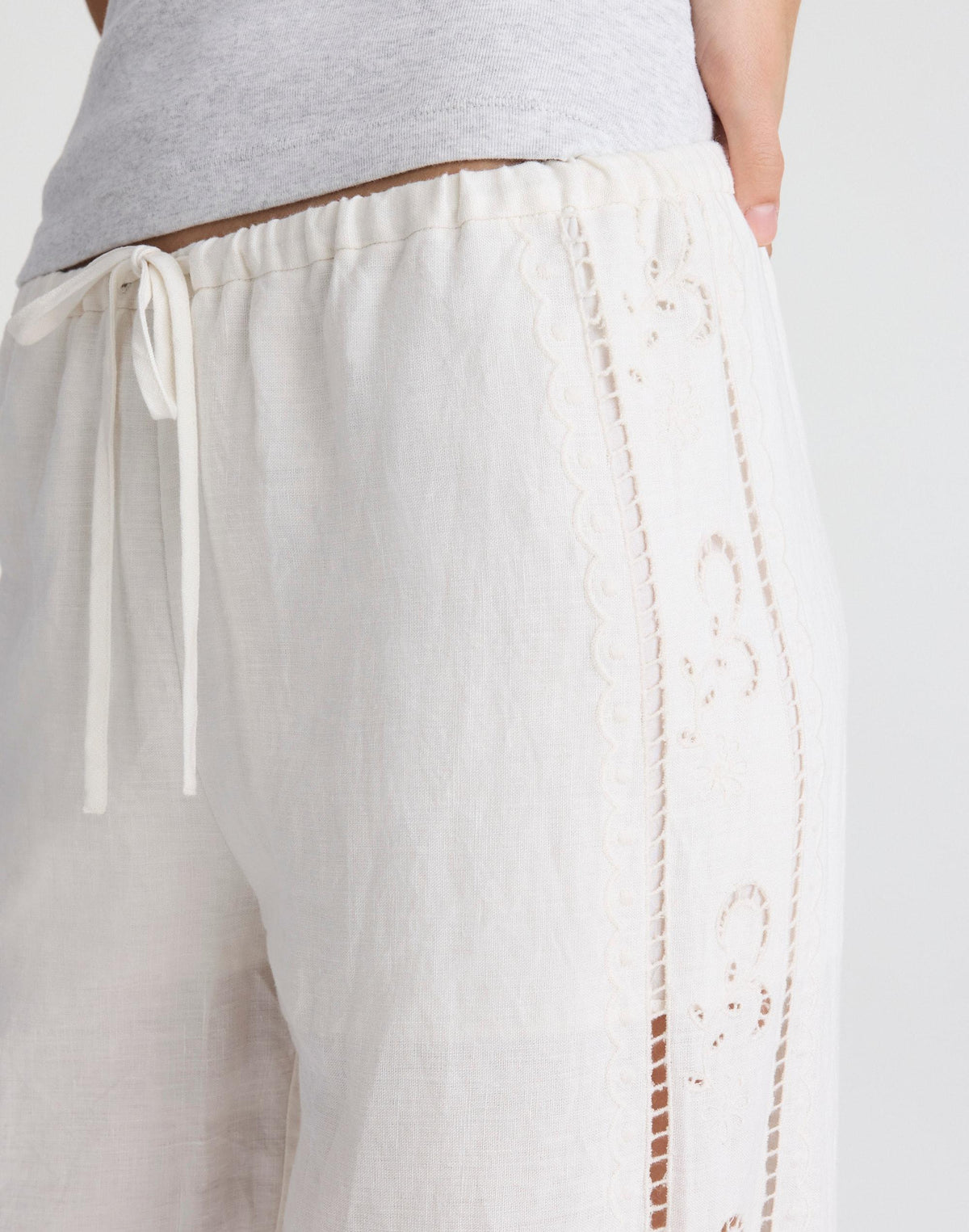 Madewell Eyelet Drawstring Pants in 100% Linen Ivory Linen