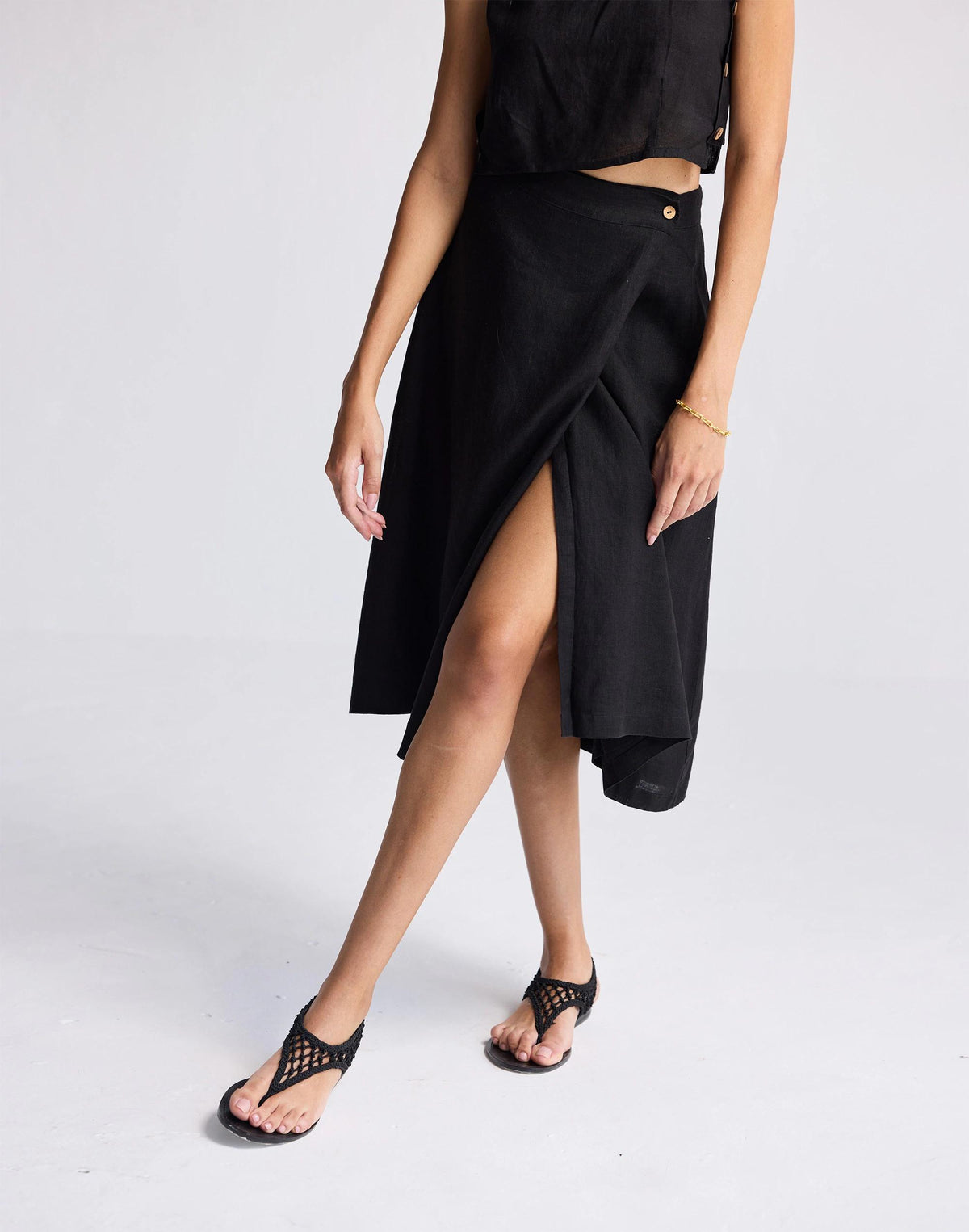 Madewell Reistor® Overlap Midi Skirt in 100% Black Hemp Black