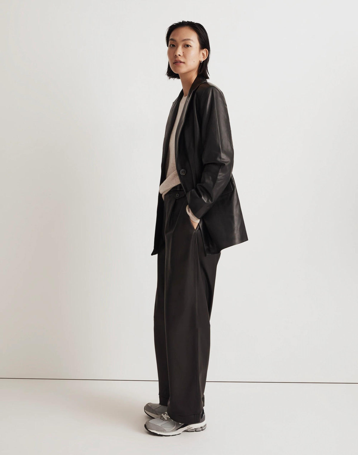 Madewell The Bedford Oversized Blazer in Leather True Black