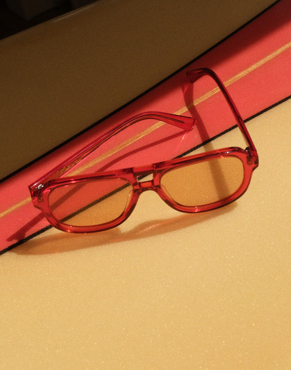 Madewell Logaan Aviator Sunglasses Varsity Red
