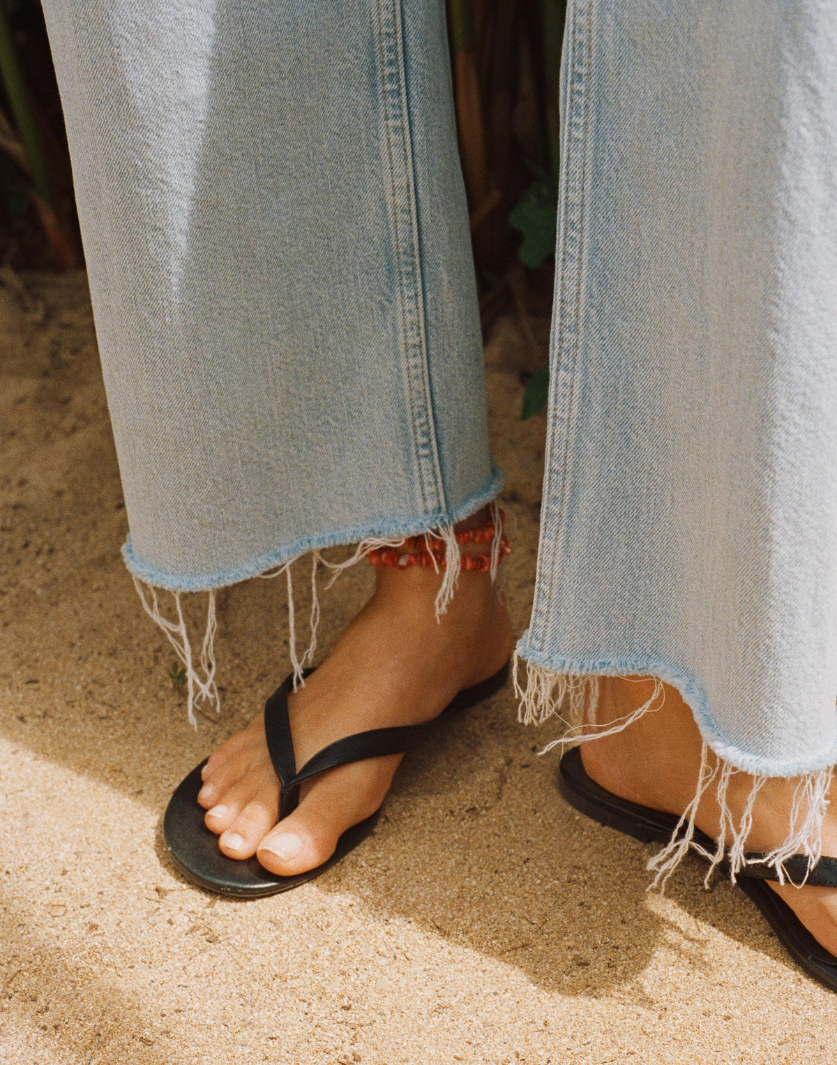 Madewell The Iggy Thong Sandal True Black
