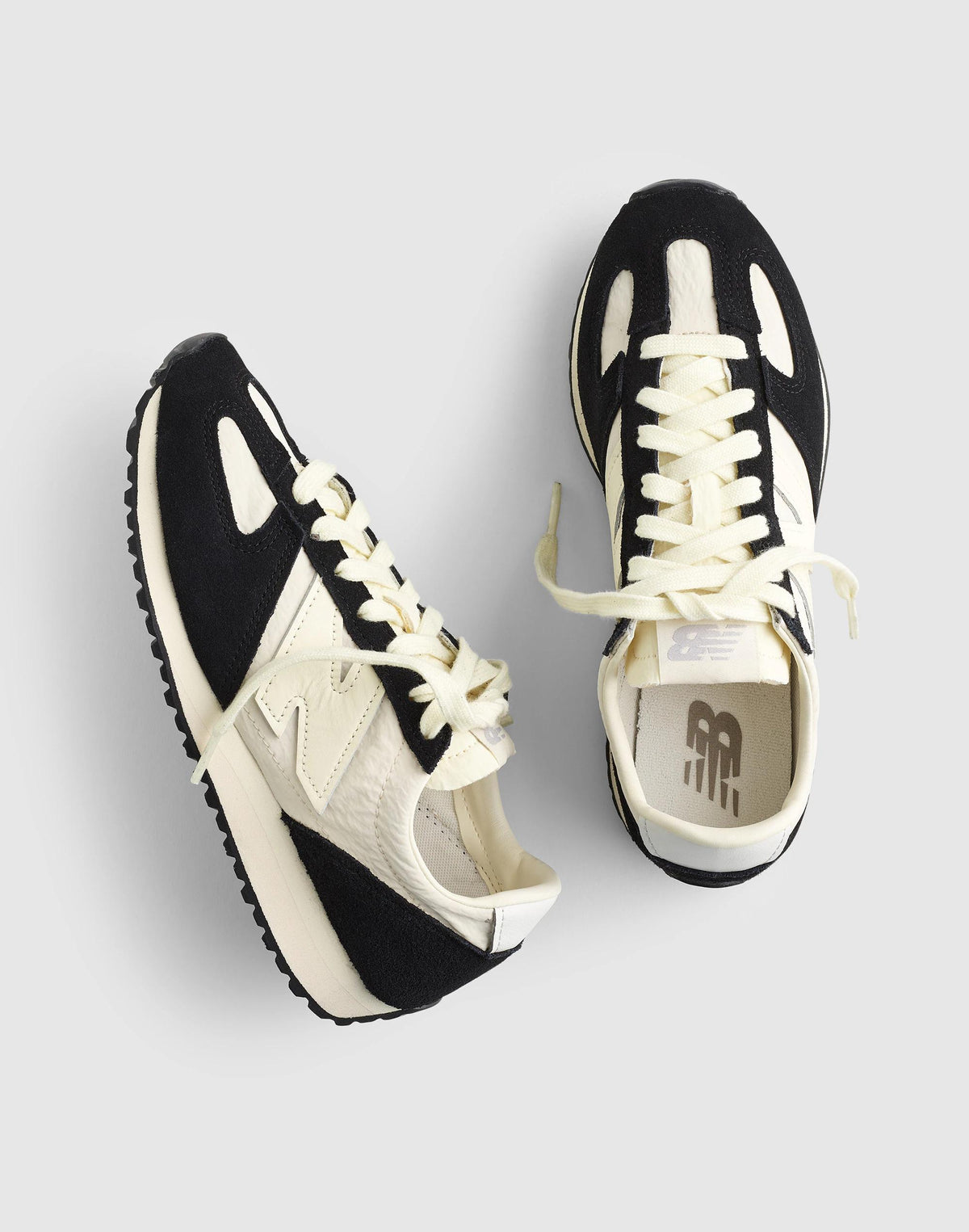 Madewell New Balance® Unisex 471 Sneakers Black