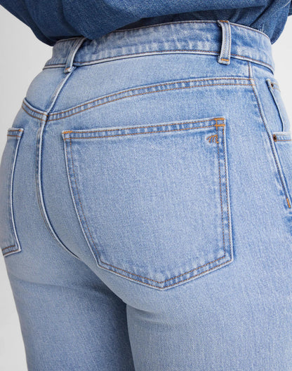 Madewell Curvy Relaxed Bootcut Jeans Raebrook Wash