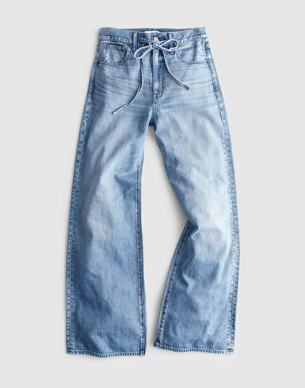 Madewell The Short Ultimate Wide-Leg Jean in Airy Denim Raebrook Wash