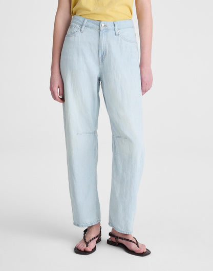 Madewell The Short Darted Barrel-Leg Jean in Airy Denim Laguna Wash
