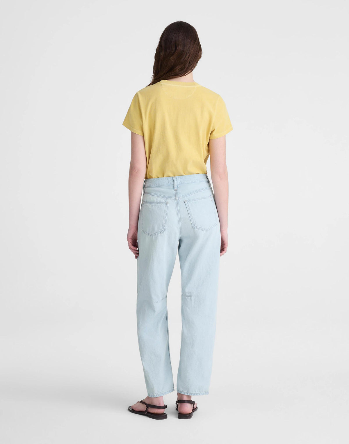 Madewell The Short Darted Barrel-Leg Jean in Airy Denim Laguna Wash