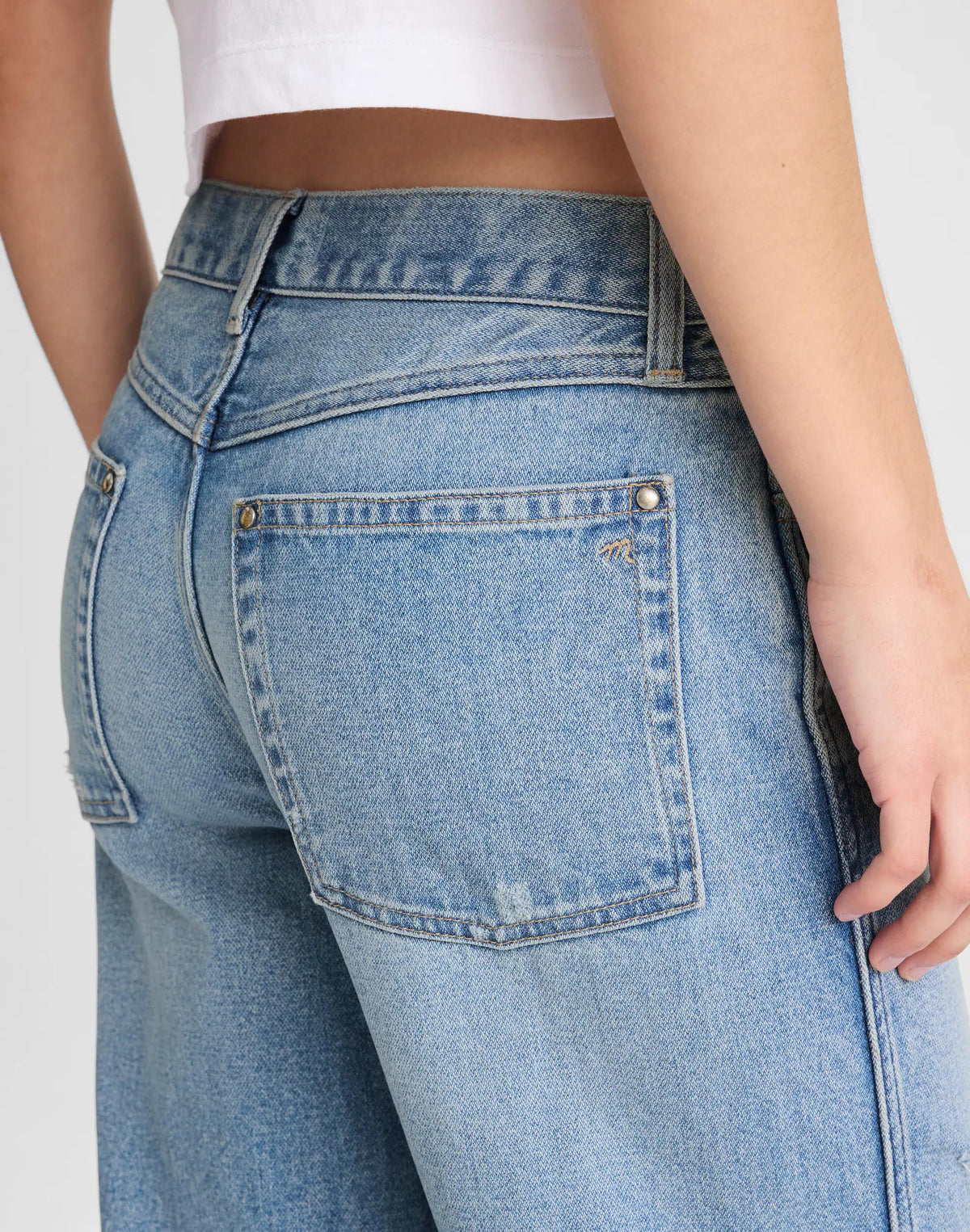 Madewell Short Low-Slung Baggy Crop Jean Larson Wash