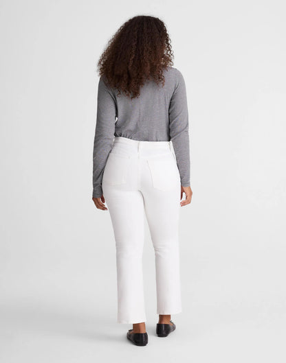 Madewell The Short Curvy Flare Crop Jean in Super Stretch Denim Tile White