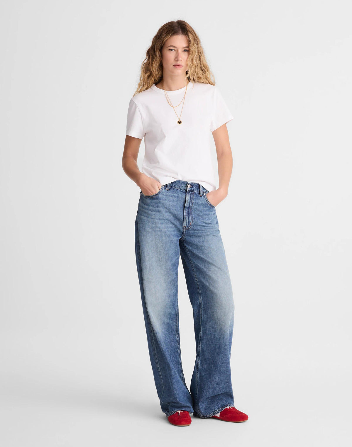 Madewell Petite Low-Slung Baggy Jeans in Airy Denim Pickett Wash