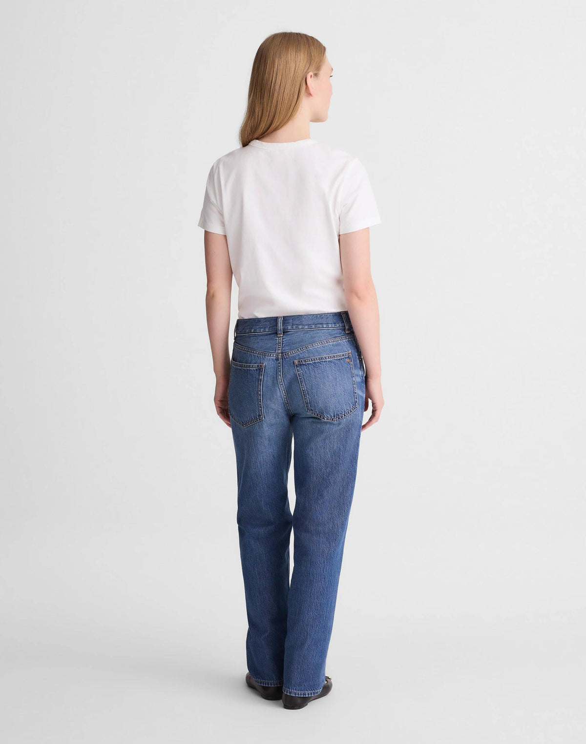 Madewell The Petite Dean Easy Straight Jean in Airy Denim Birkdale Wash