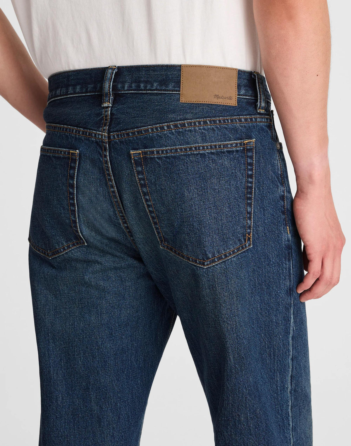 Madewell The 1991 Loose Straight Jean in Japanese Denim Fairside Wash