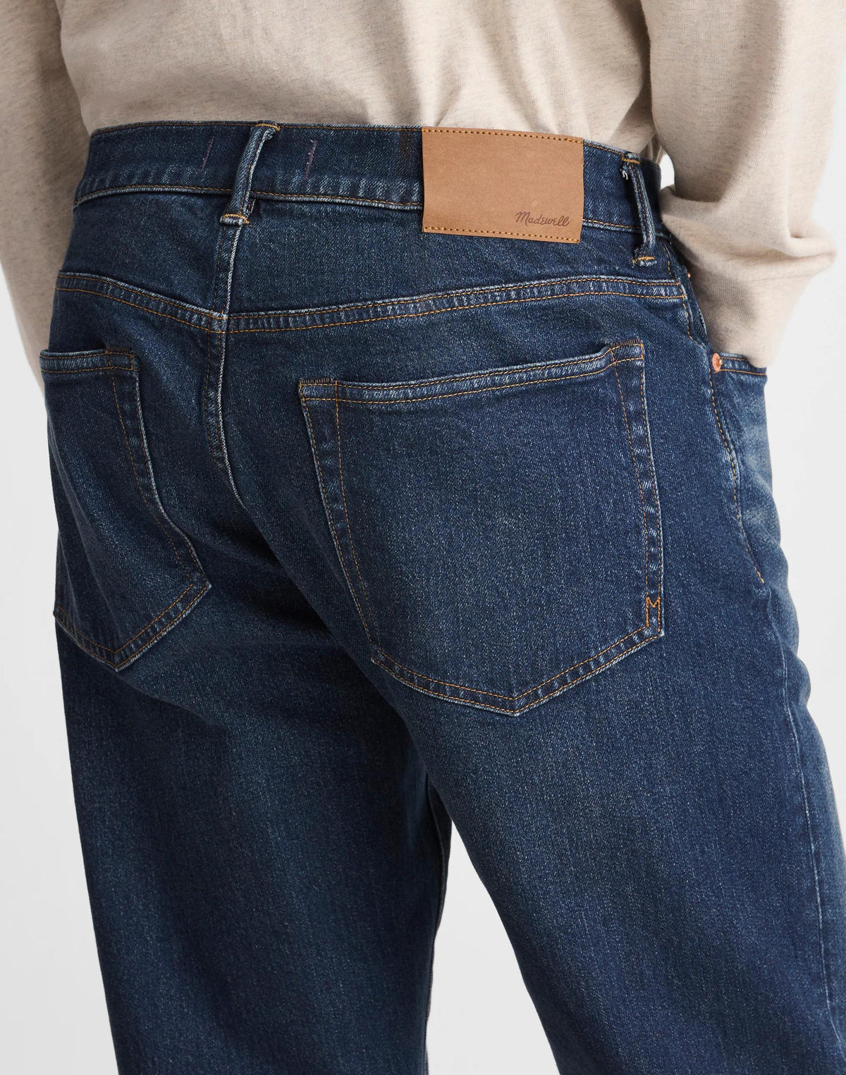 Madewell Relaxed Taper Jeans Brinmont Wash