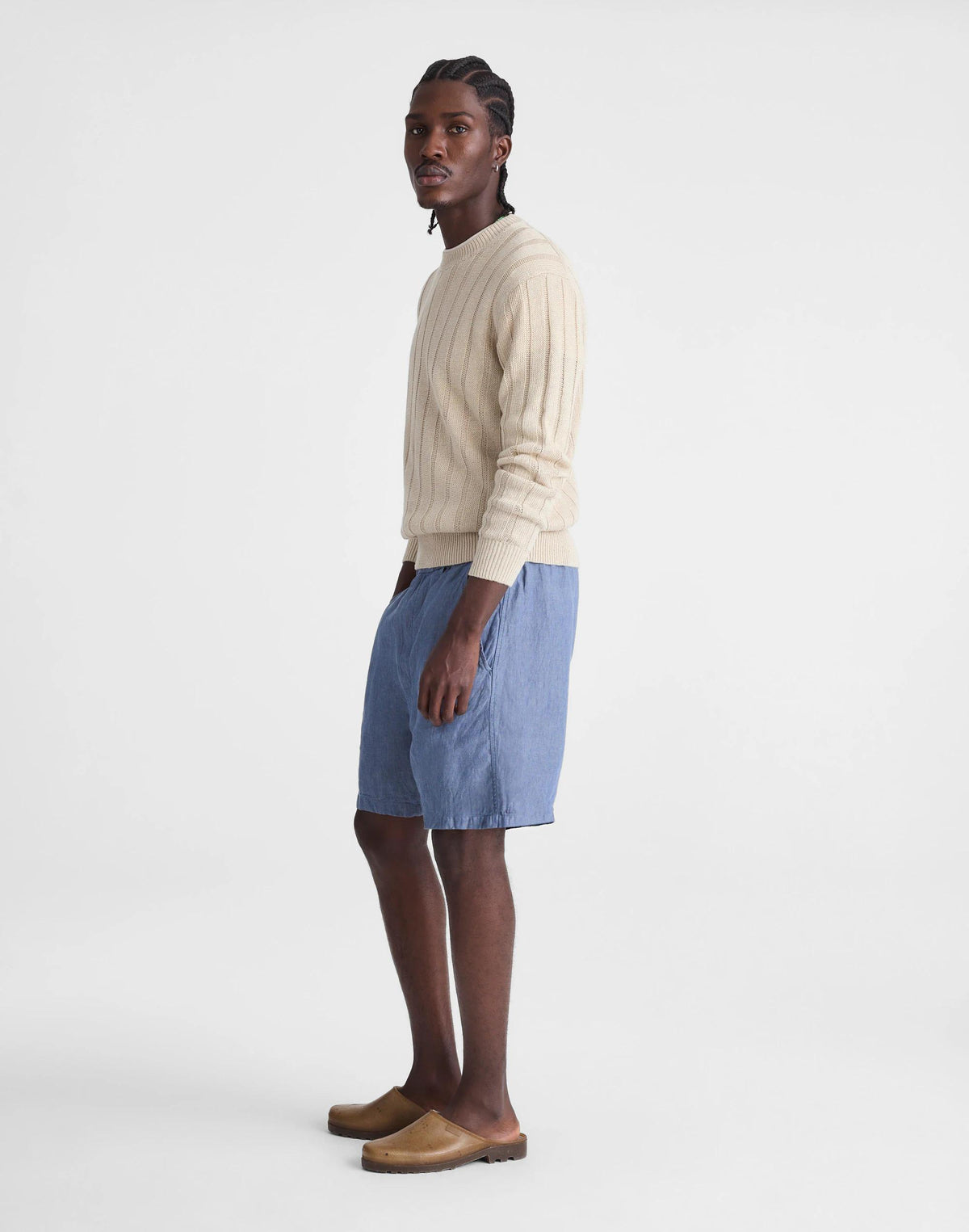 Madewell Pull-On Shorts in Linen Light Chambray