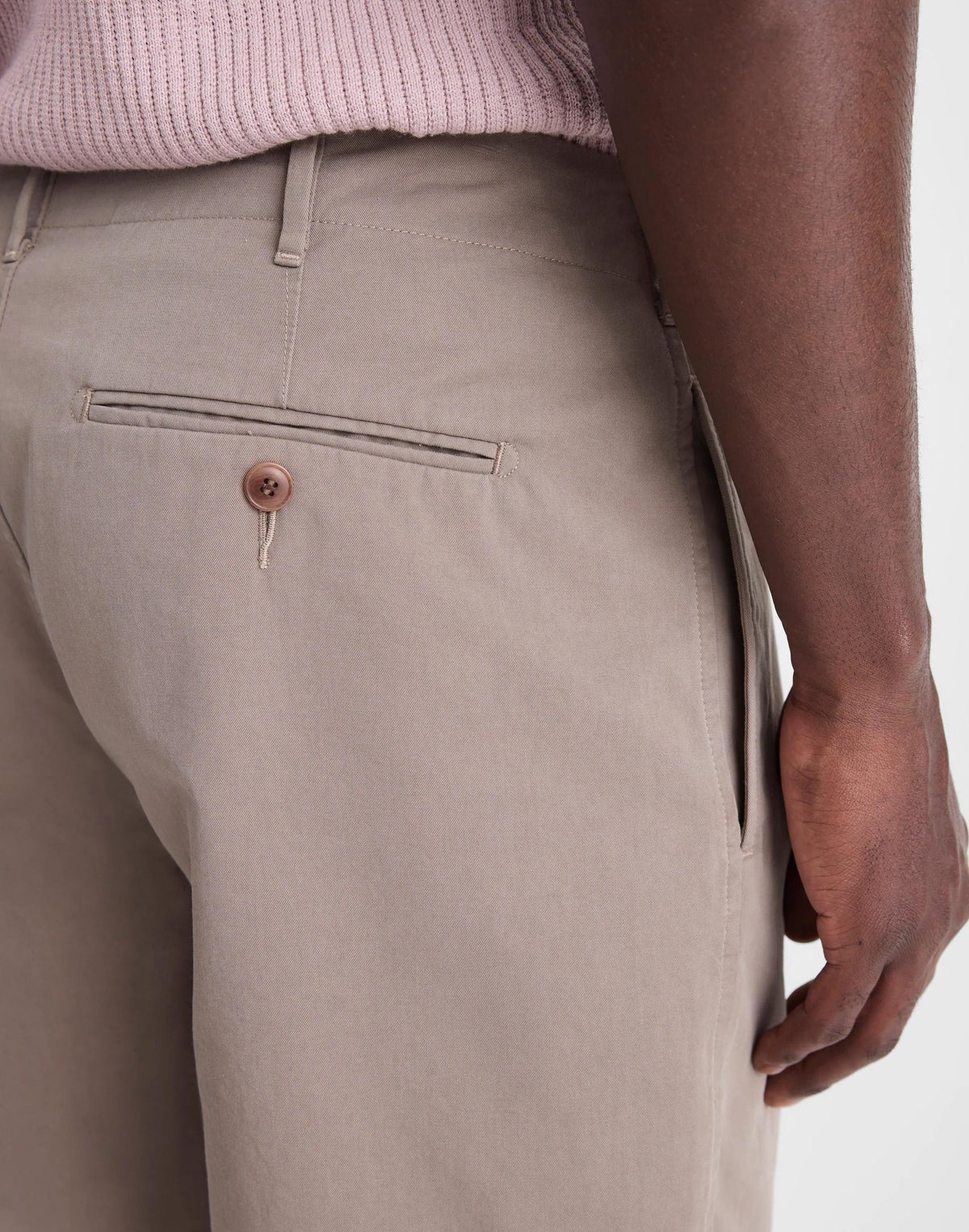 Madewell Pleated Chino Shorts in Uniform Twill Dark Driftwood