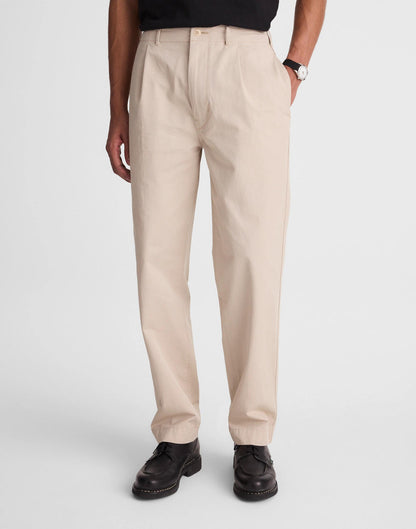 Madewell Pleated Chino Pants in Uniform Twill Toasted Cashew
