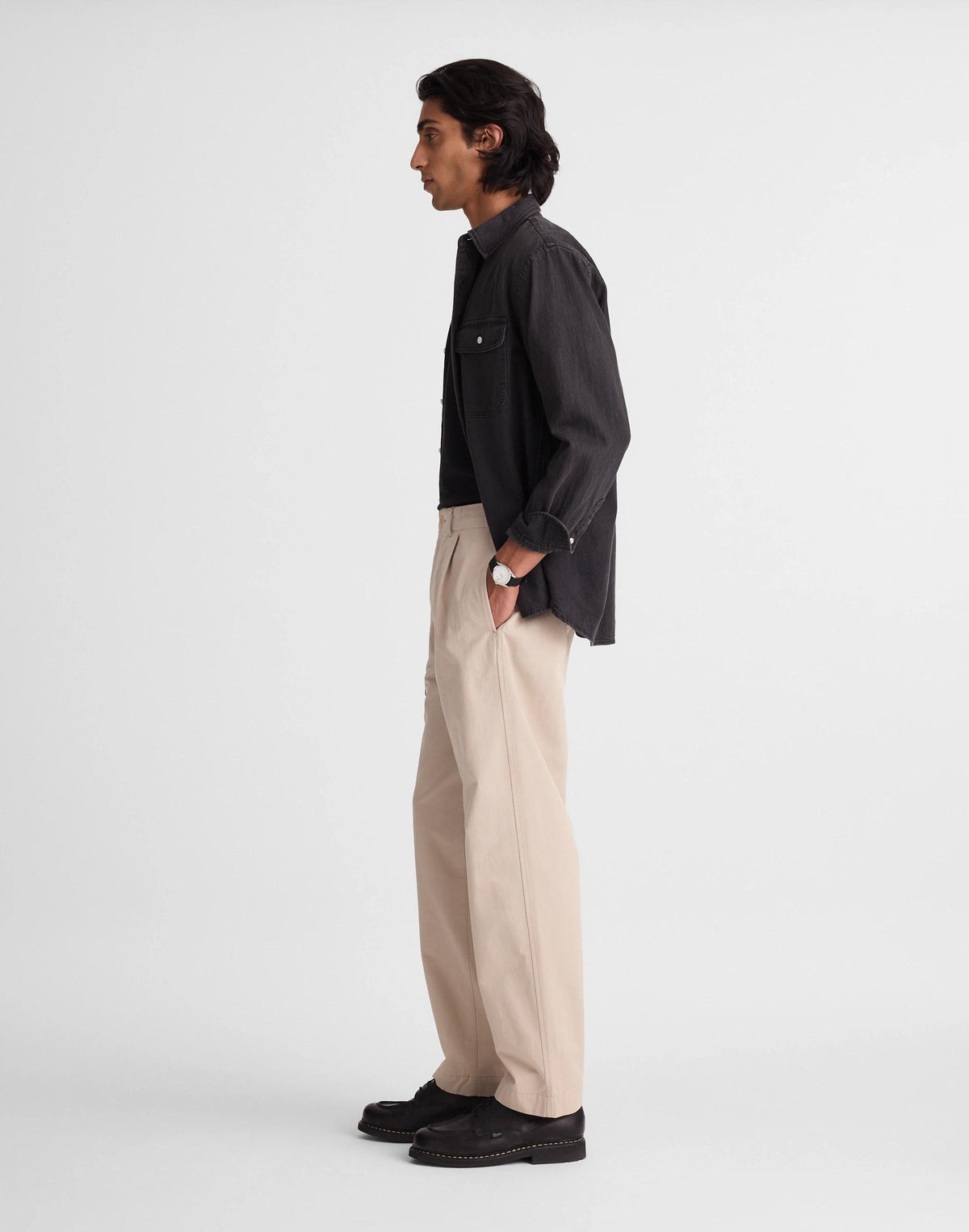 Madewell Pleated Chino Pants in Uniform Twill Toasted Cashew