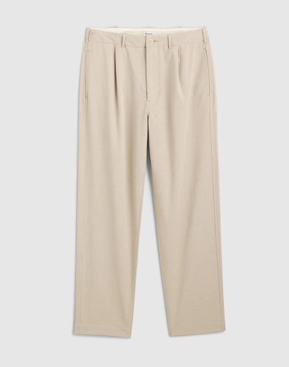 Madewell Pleated Chino Pants in Uniform Twill Toasted Cashew