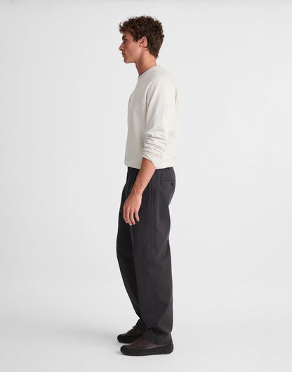 Madewell Pleated Chino Pants in Uniform Twill Pepper
