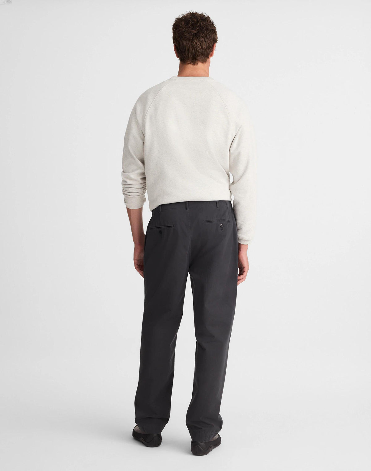 Madewell Pleated Chino Pants in Uniform Twill Pepper