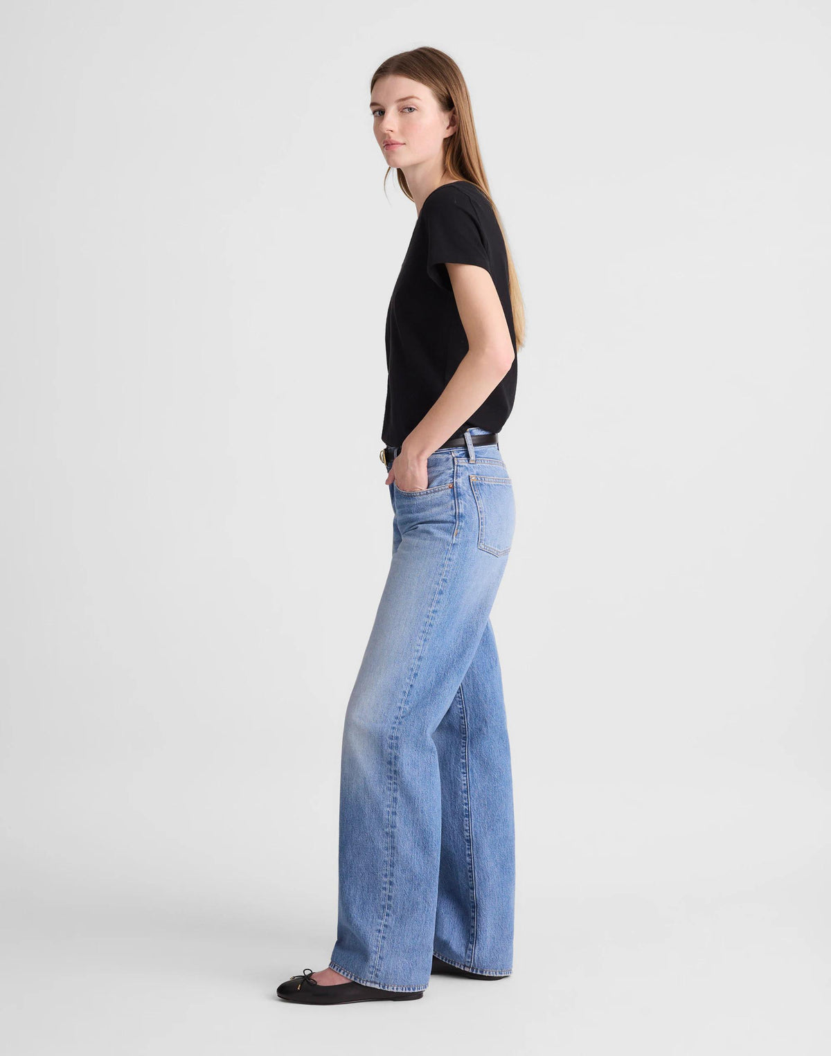Madewell The Low-Rise Loose Jean Midvale Wash